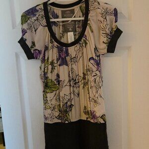 DEPT B.V - En Vouge Short Sleeve Top